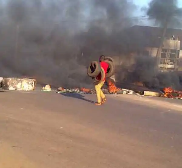 Photos: Igala People Of Kogi State Protesting Over The Replacement Of Audu With Bello